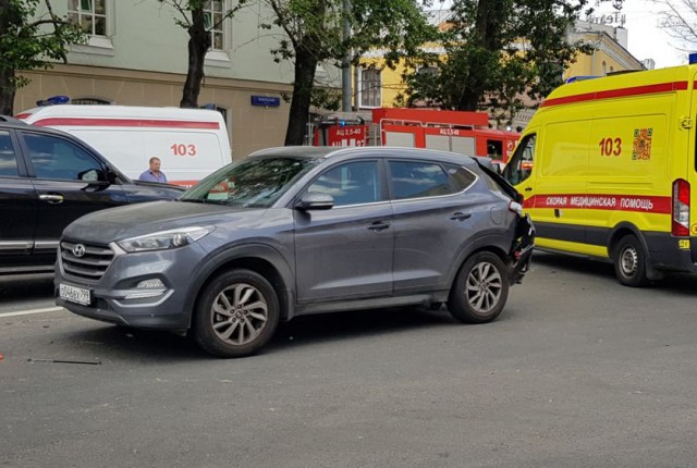 7 человек пострадали в ДТП на Подольском шоссе в Москве