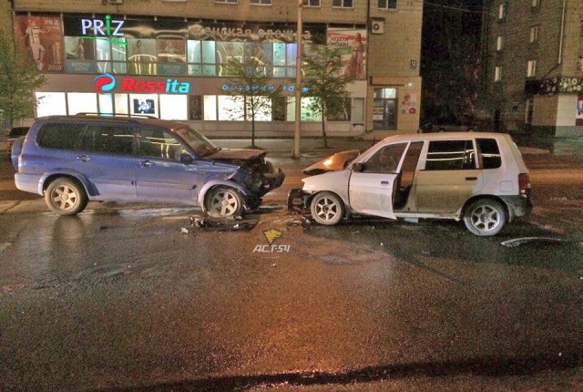 40-летний водитель «Мазды» погиб в тройном ДТП в Новосибирске