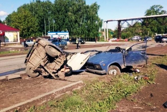 В Уфе пассажир «семерки» погиб в ДТП с автомобилем Росгвардии