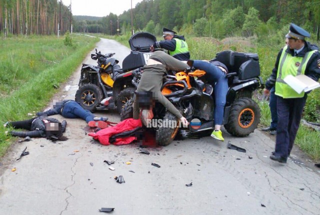 Четверо погибли в лобовом столкновении квадроциклов в Свердловской области