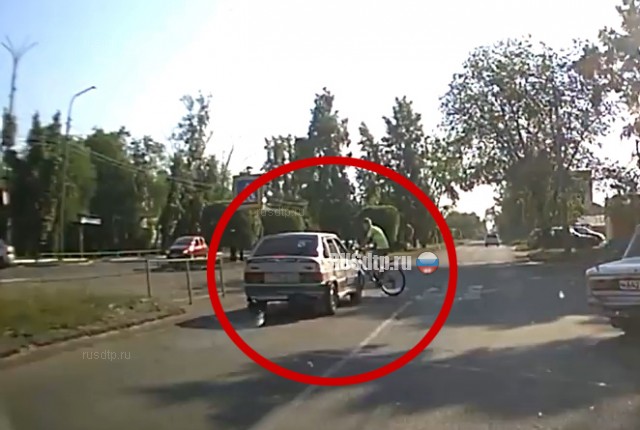 В Хакасии школьник на велосипеде попал под колеса автомобиля