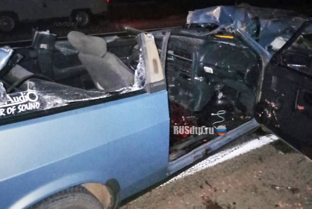 На Ставрополье трое молодых людей на «Ладе» погибли, врезавшись в КАМАЗ