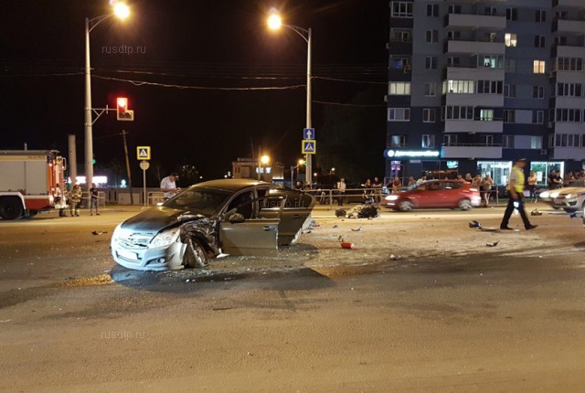 Сотрудник МЧС на мотоцикле погиб в ДТП на Московском шоссе в Самаре