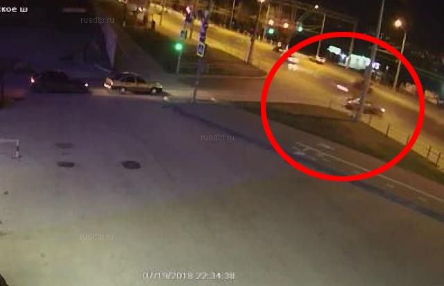ДТП с мотоциклистом на Московском шоссе в Самаре попало на видео