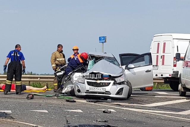 Двое погибли и четверо пострадали в ДТП на трассе М-9 «Балтия»