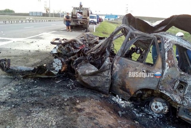 Трое сгорели в машине после ДТП на трассе М-4 «Дон» на Кубани