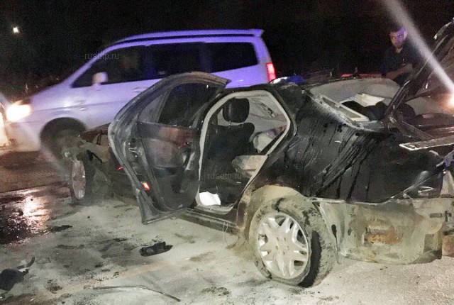 Водитель «Мерседеса» погиб в ДТП на Московском шоссе в Петербурге