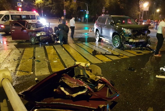 Четыре человека пострадали в результате ДТП в Москве