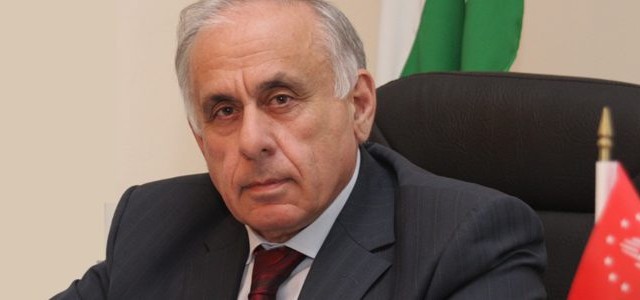 Премьер-министр Абхазии погиб в ДТП по вине наркомана за рулем