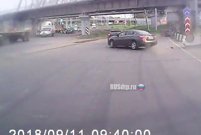 Авария на Копейском шоссе в Челябинске попала на видео