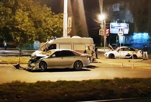 Смертельное ДТП с участием такси в Челябинске попало на видео