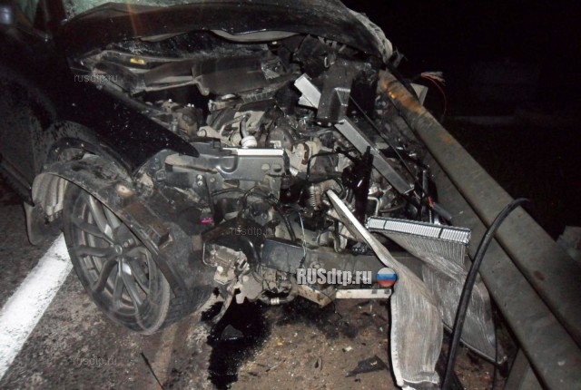 На трассе М-8 водитель VOLVO погиб, отвлекшись на телефонный звонок