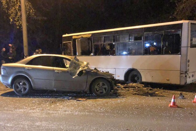 В Каменске-Уральском в ДТП с участием автобуса один человек погиб и 16 пострадали