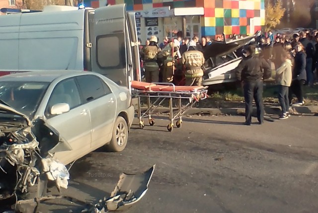 Видеорегистратор запечатлел момент ДТП на Львовской в Нижнем Новгороде