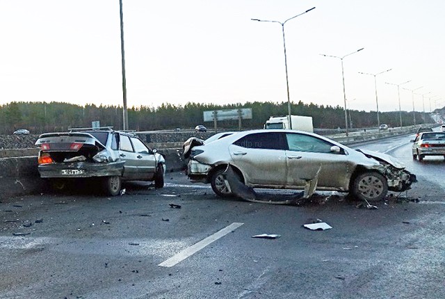 Массовое ДТП произошло на Восточно-объездной дороге Мурманска. ВИДЕО