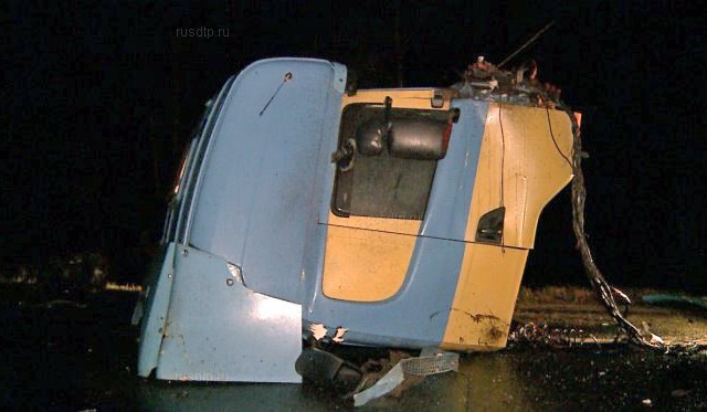 Водитель внедорожника погиб в массовом ДТП на трассе Вологда – Новая Ладога