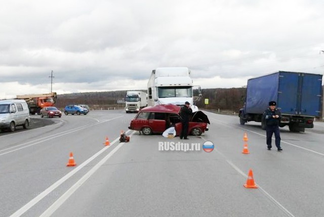 Пенсионер погиб, совершая опасный маневр на трассе М-5 в Катав-Ивановском районе