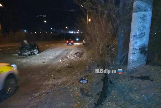 В Магнитогорске водитель «Мазды» погиб, врезавшись в столб