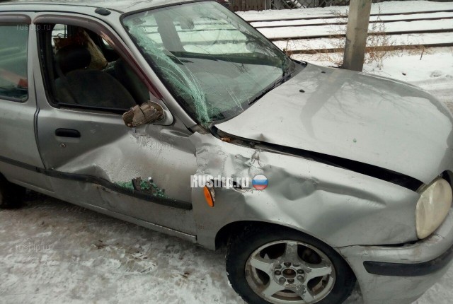 Камера запечатлела момент столкновения автомобиля и трамвая в Барнауле