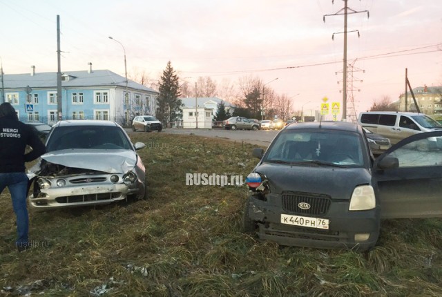В Рыбинске в ДТП пострадала женщина. ВИДЕО