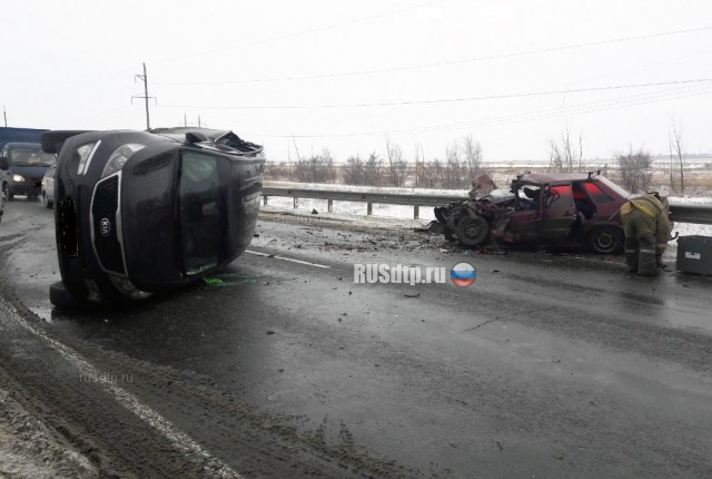 Водитель ВАЗа погиб в ДТП на трассе Самара-Оренбург