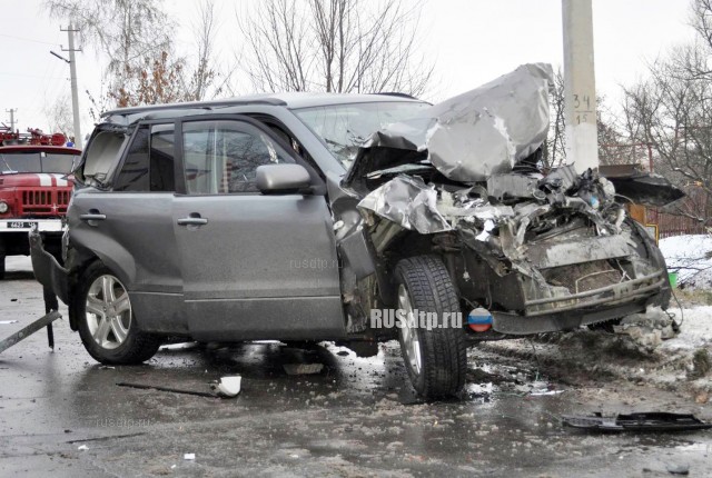 В Луганской области грузовик смял несколько машин. ВИДЕО