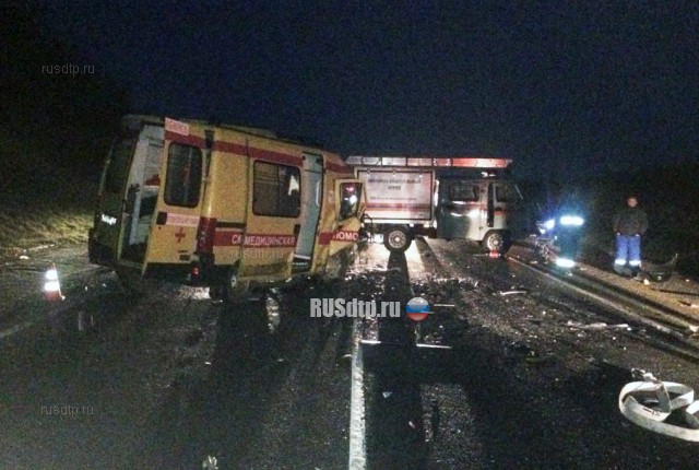 На Кубани в ДТП с участием скорой и легкового автомобиля погибли 6 человек