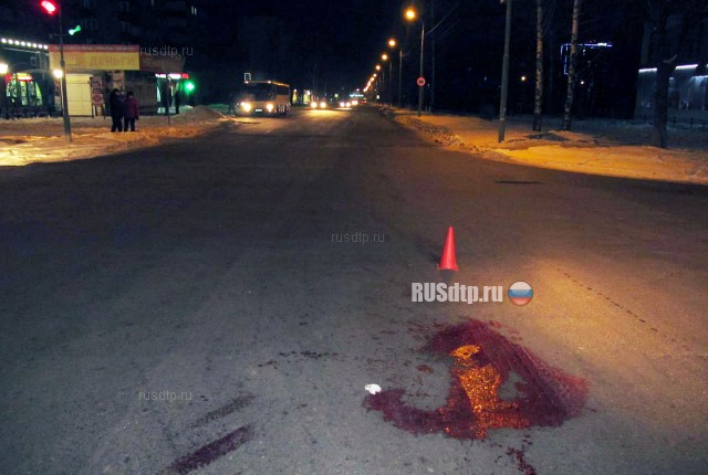 В Нефтекамске 13-летняя школьница погибла, перебегая дорогу на красный