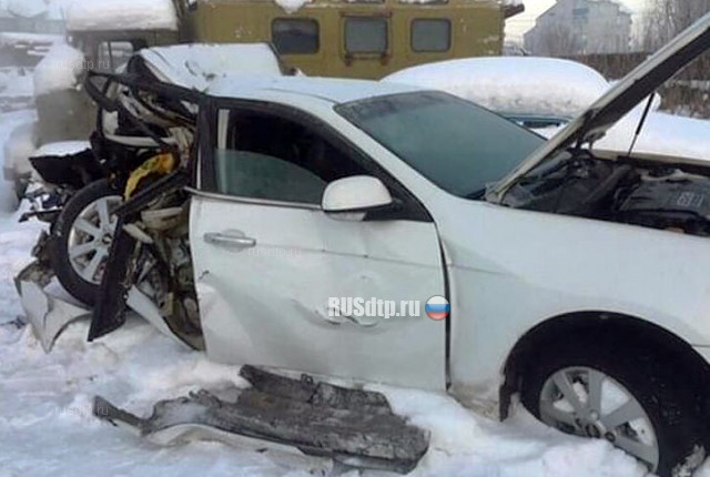 17-летняя школьница погибла в ДТП с грузовиком в Иркутской области