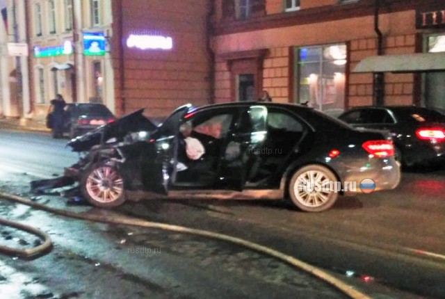 В Смоленске 33-летний мужчина погиб в ДТП по вине лихача на «Мерседесе»