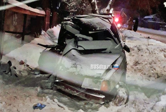 Водитель и пассажирка «ИЖа» погибли в ДТП в Котельниче