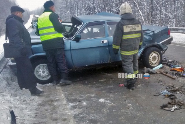 Водитель и пассажир «Волги» погибли в ДТП в Карелии