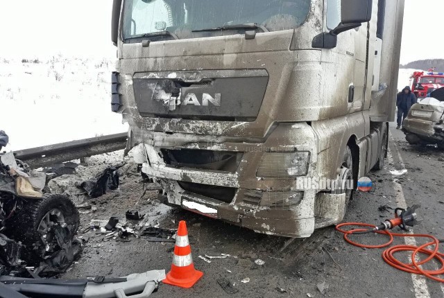 Трое погибли в массовом ДТП на трассе М-5 «Урал» в Камышлинском районе