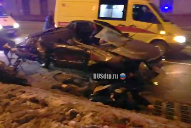 Три человека погибли в ночном ДТП в Волгограде