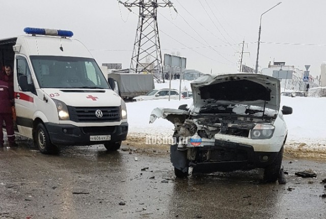 В Белгороде большегруз подмял под себя 6 автомобилей. ВИДЕО
