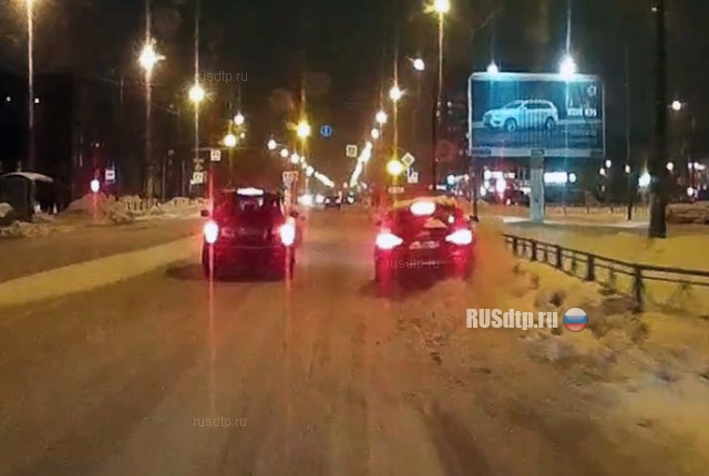Водитель кремень (с) Водитель кремень (с)