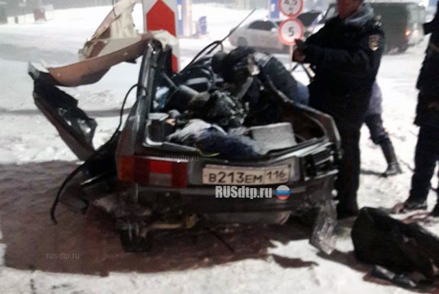 Четыре студентки погибли под встречным КАМАЗом в Татарстане