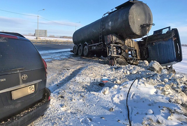 Пьяный дальнобойщик совершил ДТП на трассе Омск — Новосибирск. ВИДЕО