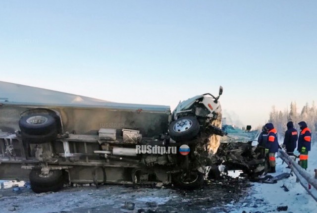Водитель автомобиля Land Rover погиб в ДТП на трассе Сургут &#8212; Салехард