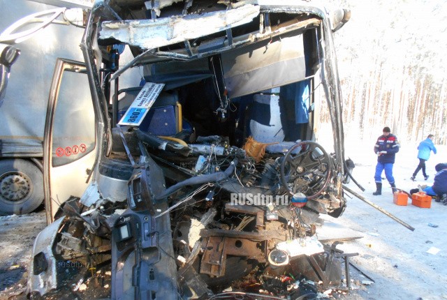 Один человек погиб и 14 пострадали в ДТП с участием автобуса в Ленобласти