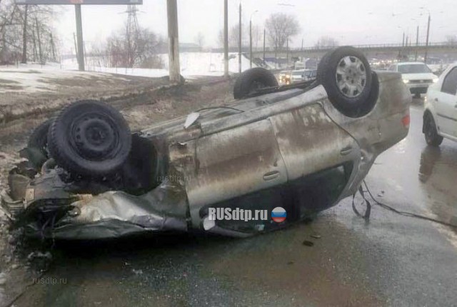 20-летний парень погиб в утреннем ДТП в Казани