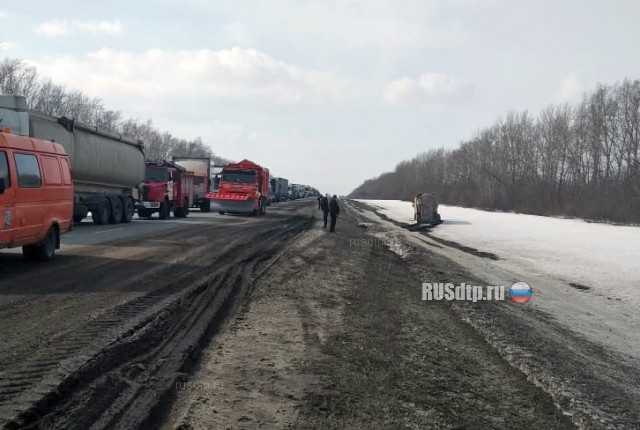 Массовое ДТП с участием большегрузов произошло в Курской области. ВИДЕО