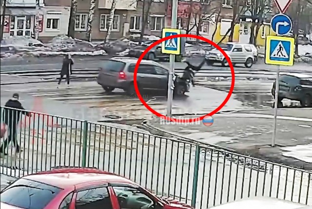 В Ярославле автомобиль сбил 12-летнюю школьницу. ВИДЕО