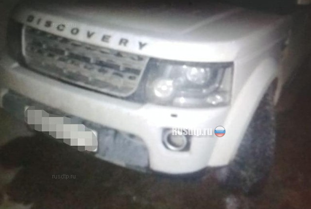 В Башкирии Land Rover наехал на пьяного пешехода. ВИДЕО