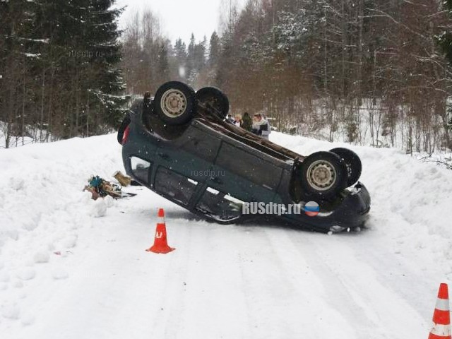60-летний пассажир погиб при опрокидывании «Нивы» в Новгородской области