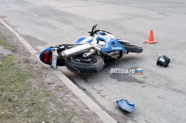 В Пскове пьяный мотоциклист насмерть сбил 6-летнюю девочку