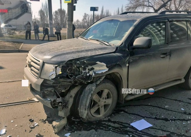 В Самаре пьяный водитель разбил 7 машин на перекрестке. ВИДЕО