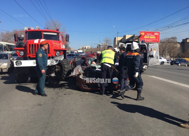 В Оренбурге в ДТП с пожарной машиной погибла женщина