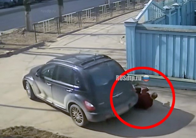 В Вологде водитель сбил пенсионерку и скрылся. ВИДЕО