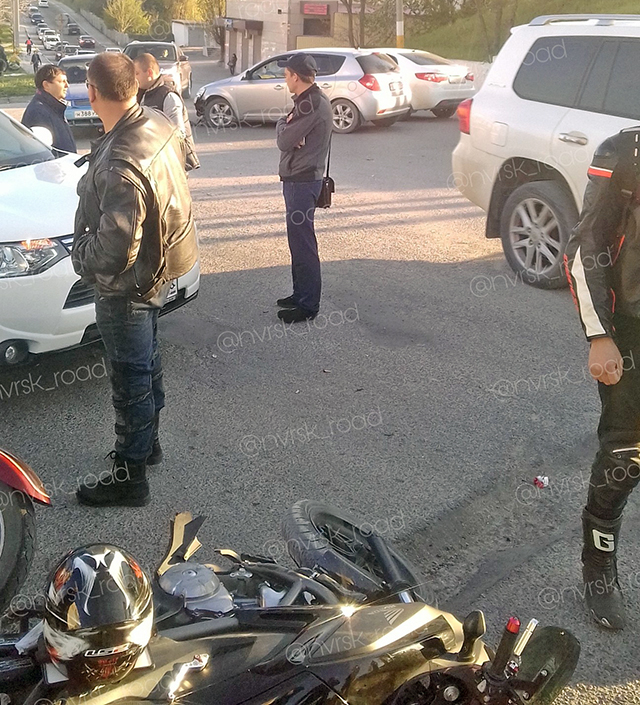 ДТП с участием мотоциклиста на Мысхакском шоссе